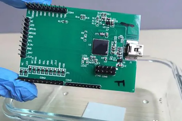 戶內(nèi)外產(chǎn)品如何防腐蝕？！