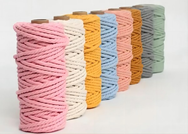 GB 18401-2010 針對的產品是在我國境內生產、銷售的服裝用、裝飾用和家用的紡織產品